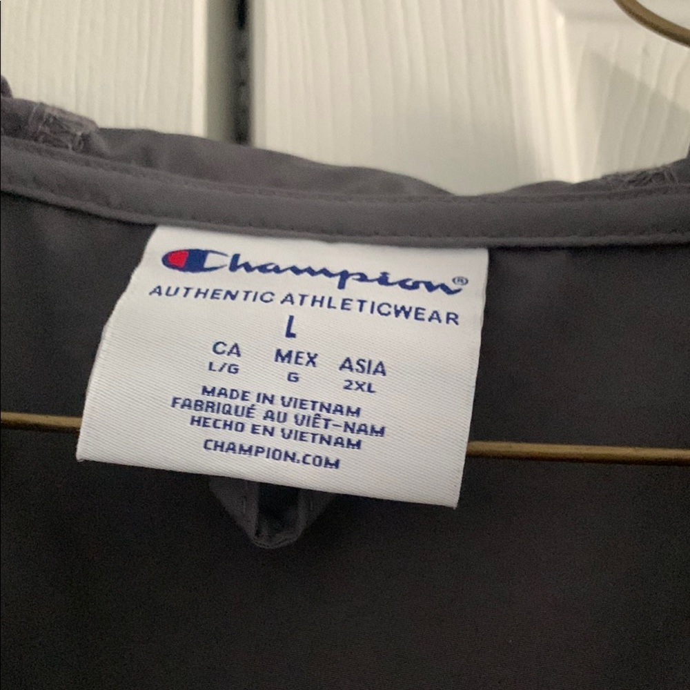 Champion men's jacket size L - Picture 4 of 6